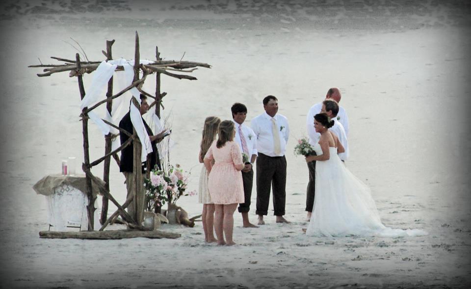 Coastal Wedding at the Dauphin Island Public Beach DI_wedding2